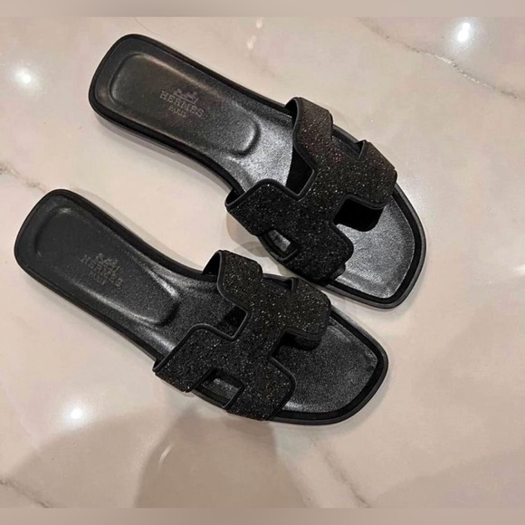 Hermes’ Oran  Crystal Sandals (Sold) - Picture 4 of 5